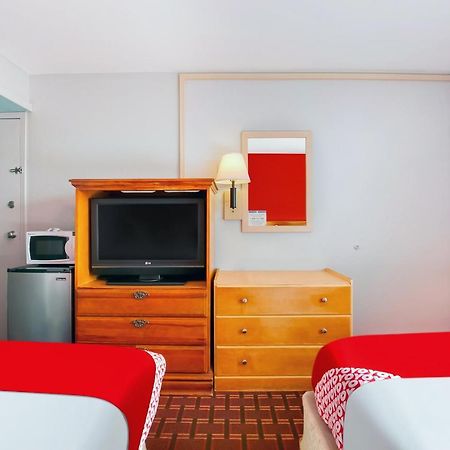 Oyo Hotel Houston Southwest I-69 Extérieur photo