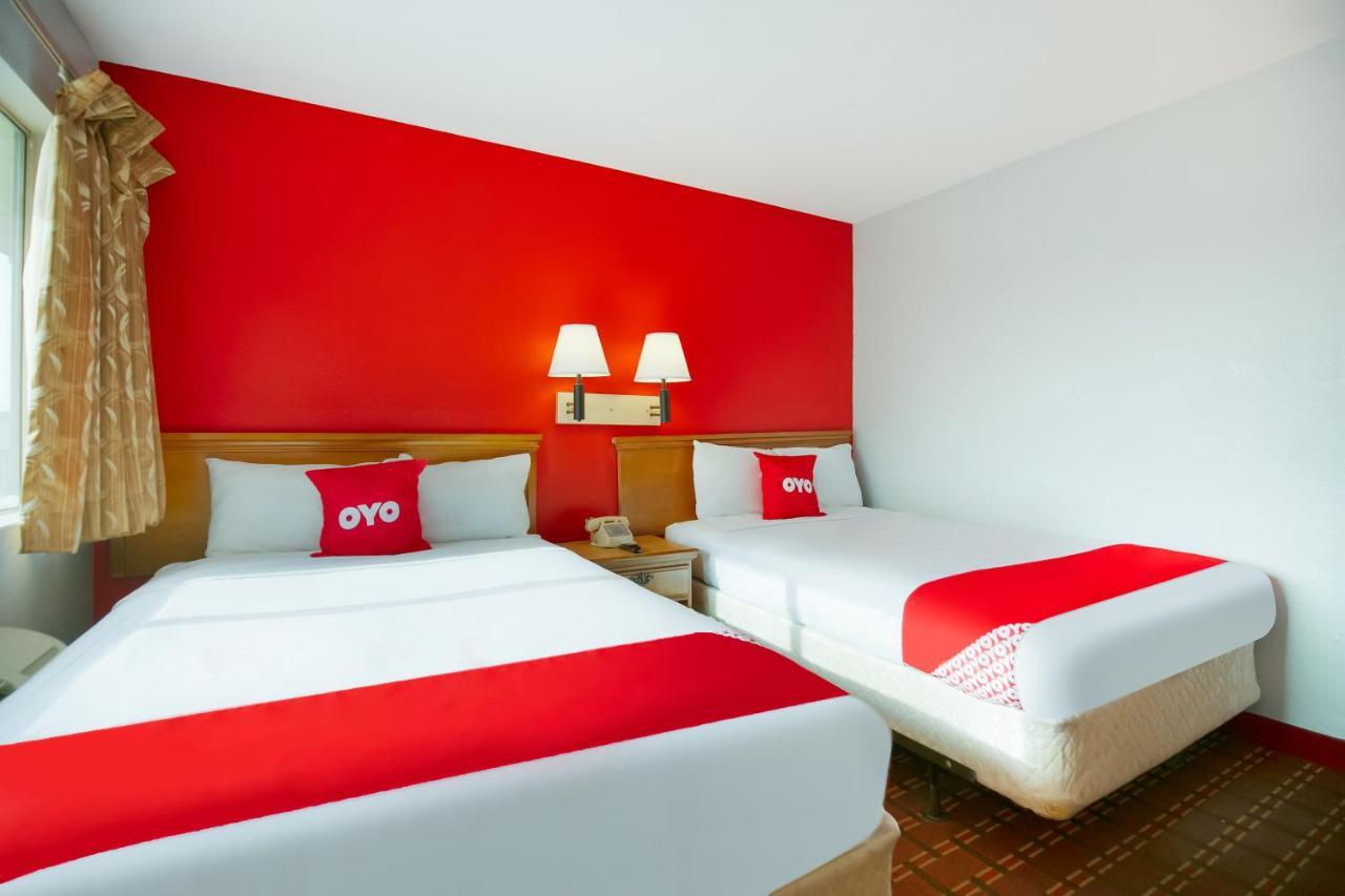 Oyo Hotel Houston Southwest I-69 Extérieur photo