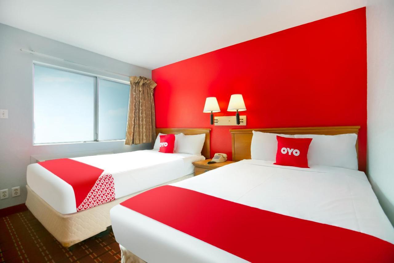 Oyo Hotel Houston Southwest I-69 Extérieur photo