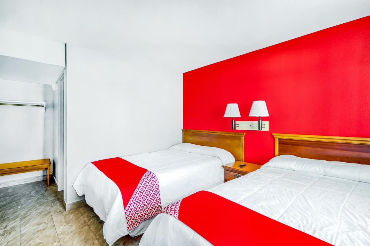 Oyo Hotel Houston Southwest I-69 Extérieur photo